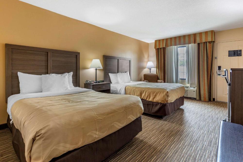 Double Room with Two Double Beds - Non Smoking interior